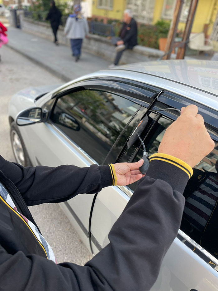 Cihanbeyli Oto Kilitçisi